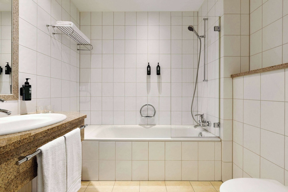 Ramada by Wyndham Duesseldorf Ratingen 60/60