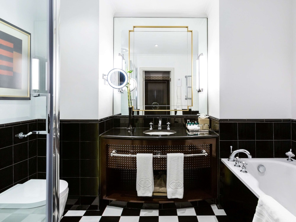 Sofitel London St James 25/70