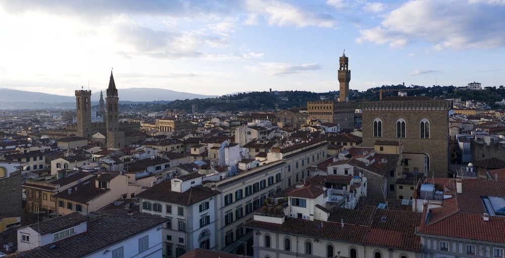 Brunelleschi Hotel Florence 66/72