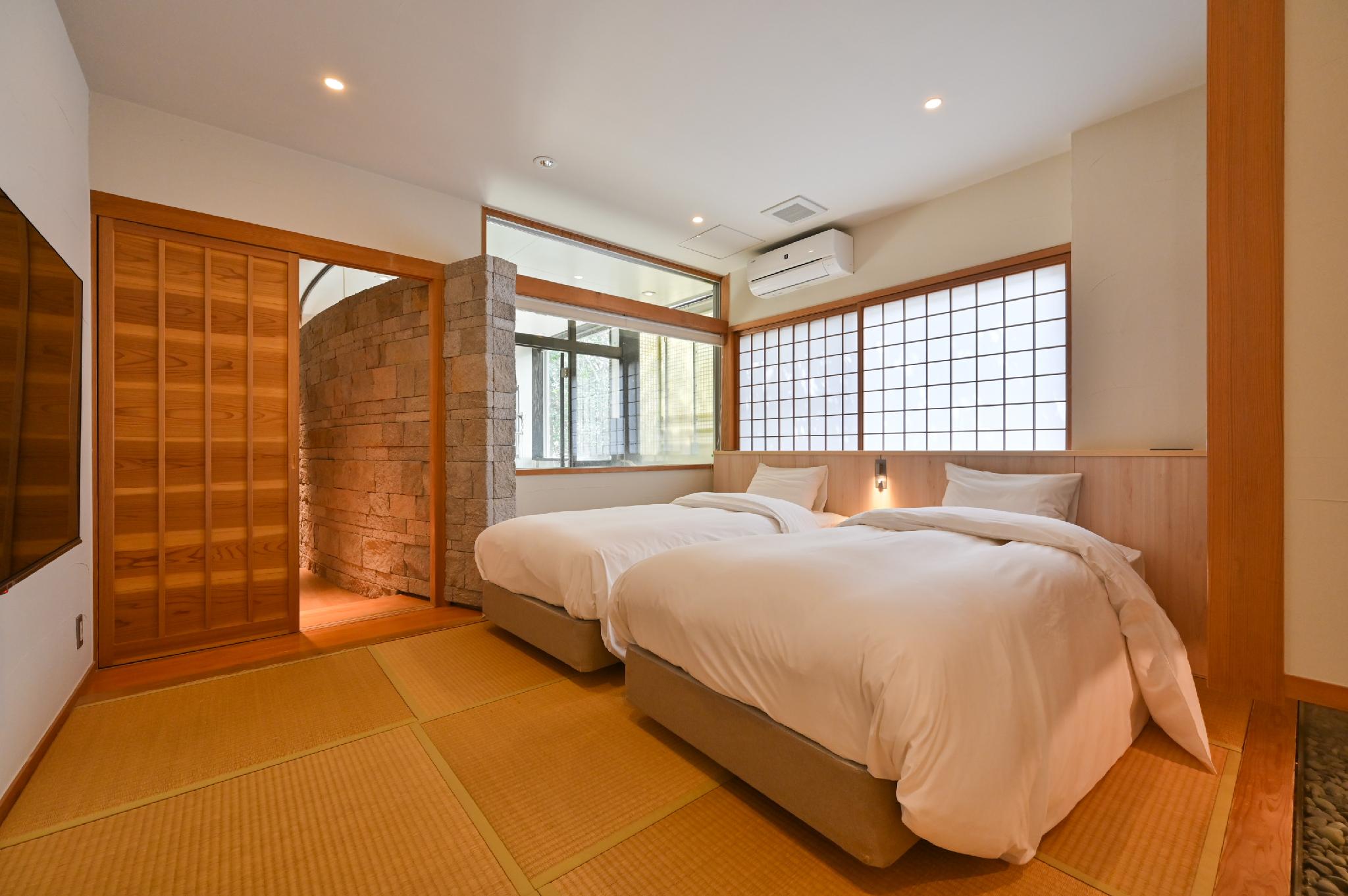 Japanese Western, Futon Bed, Twin Beds, Private Hot Spring Bath
