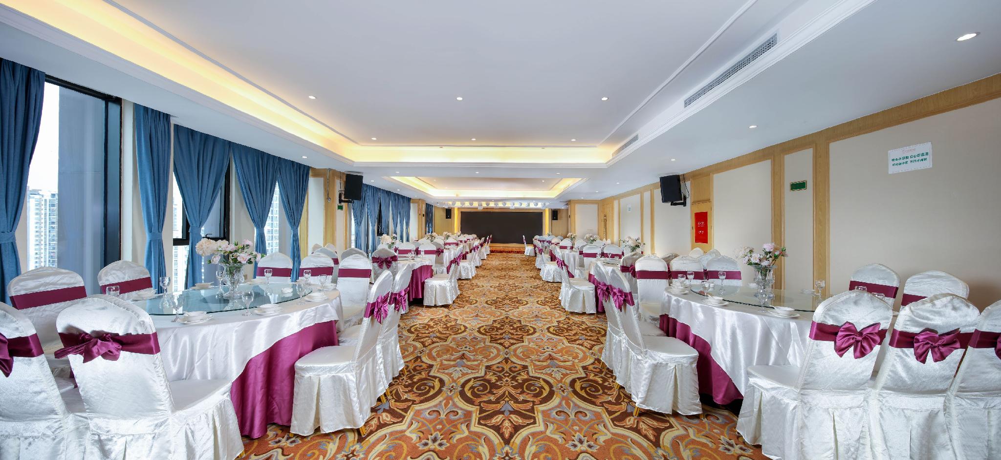 Vienna International Hotel (Chongqing Changshou High-speed Railway Station) 45/48