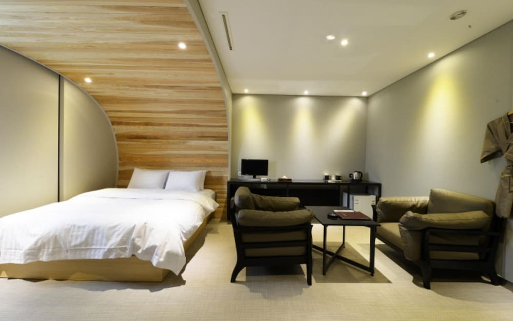 Life Style S Hotel 8/27