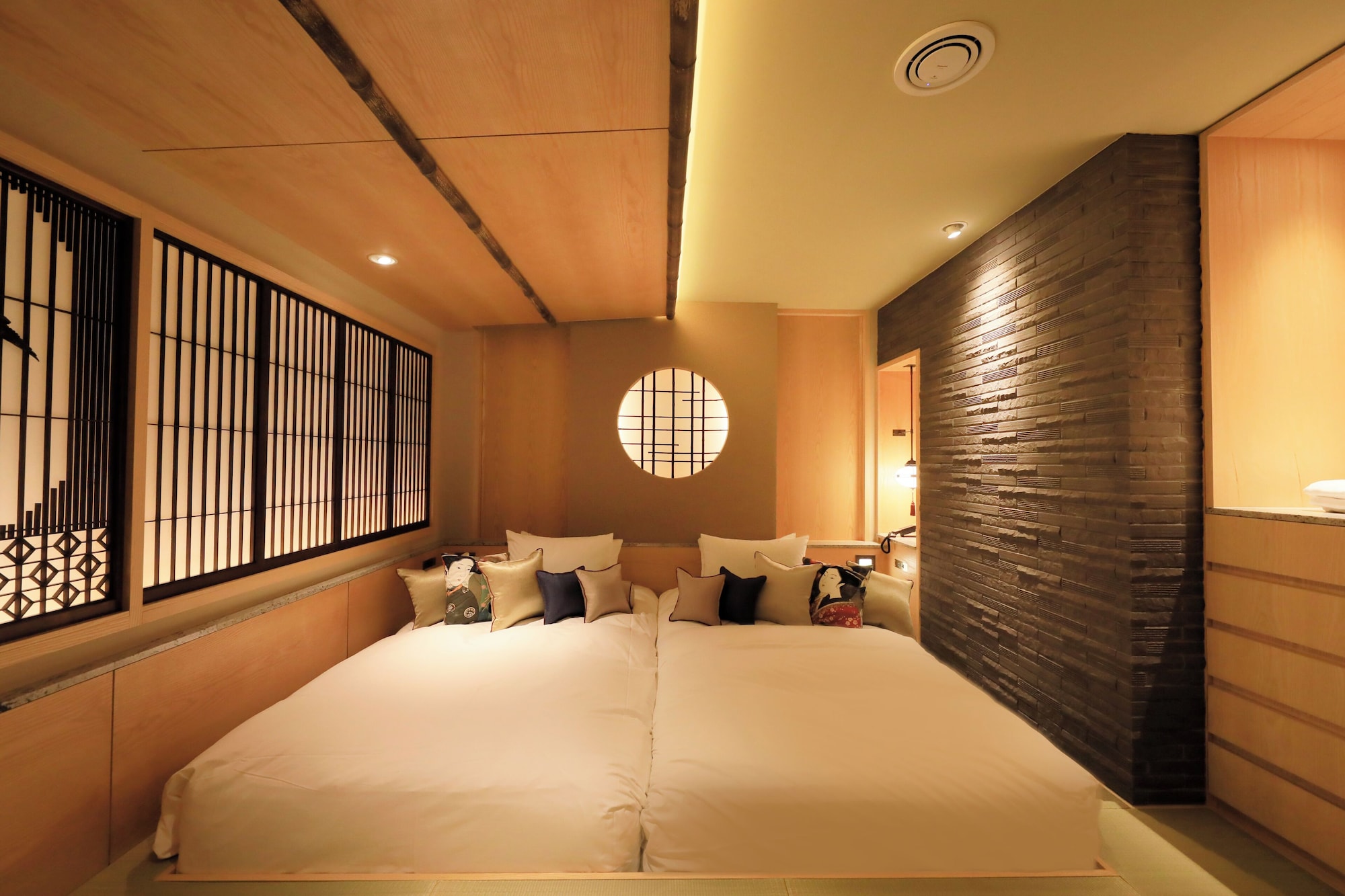 STANDARD, TWIN BEDS