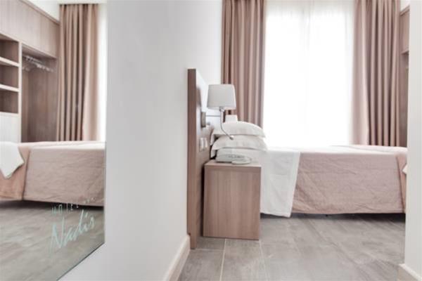 Hotel Nadir 29/34