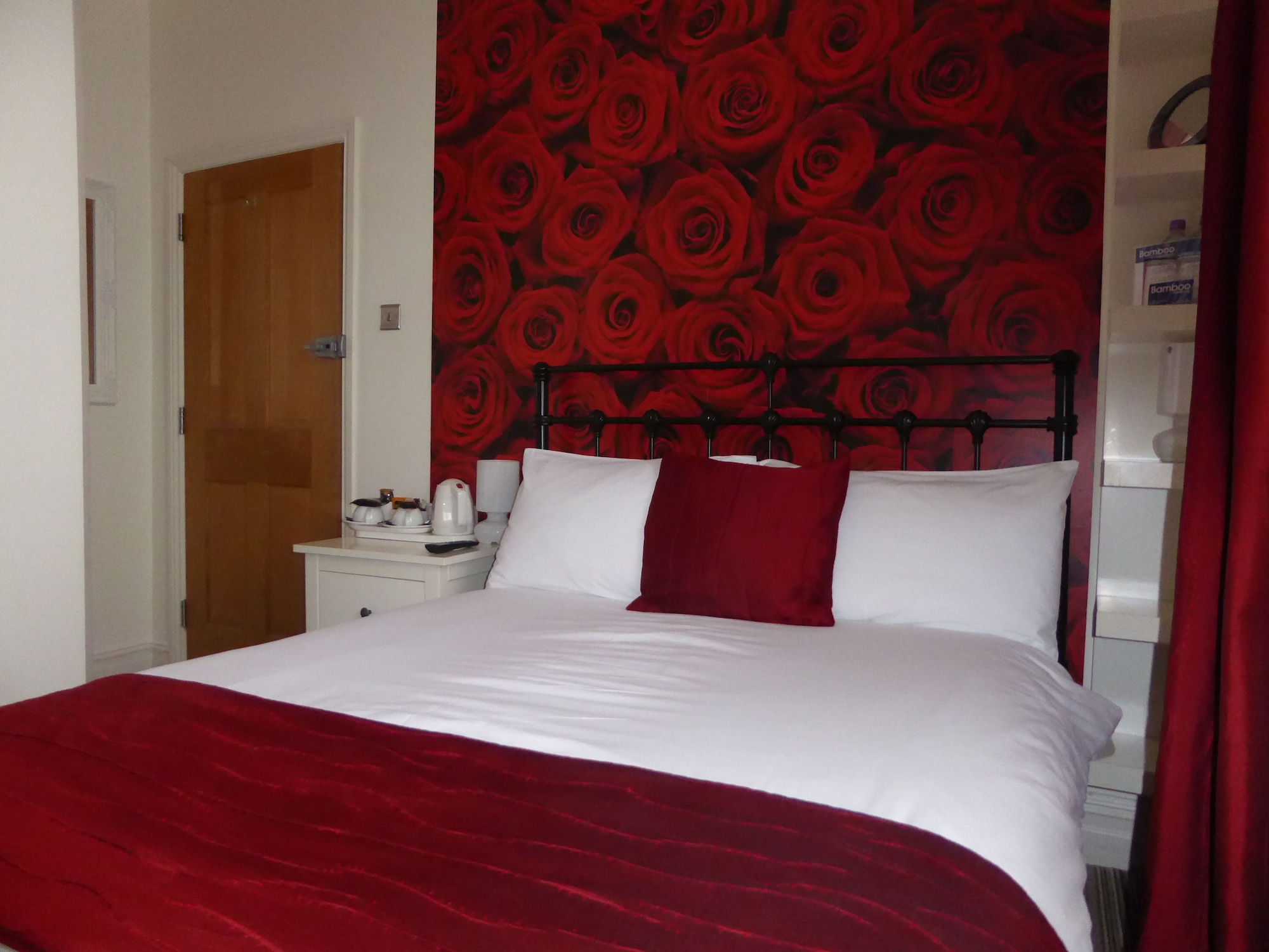 Rose, Standard, Double Bed