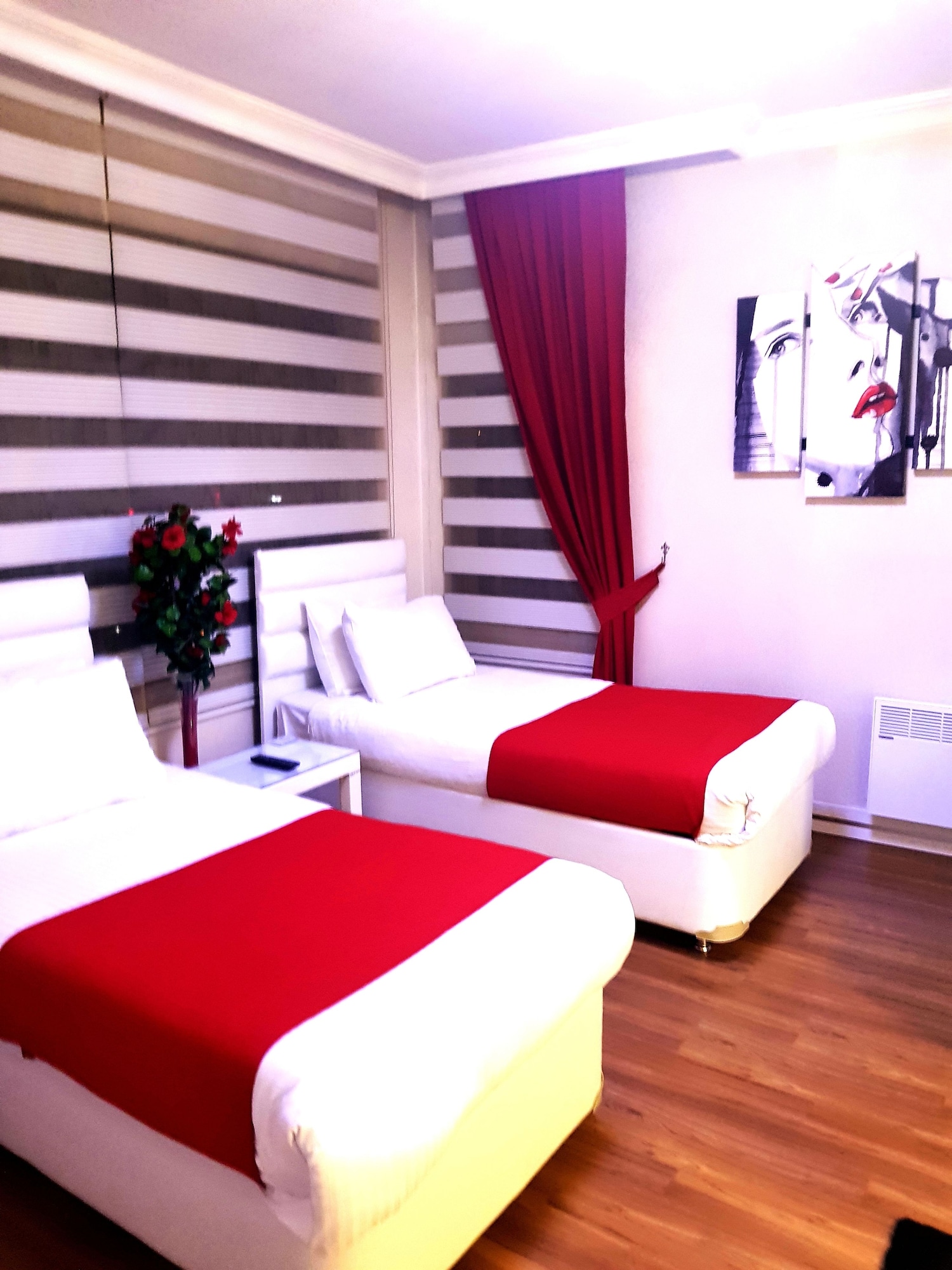 غرفة عائلية بسرير مزدوج وسريرين منفصلين، Business Park Otel 2/4