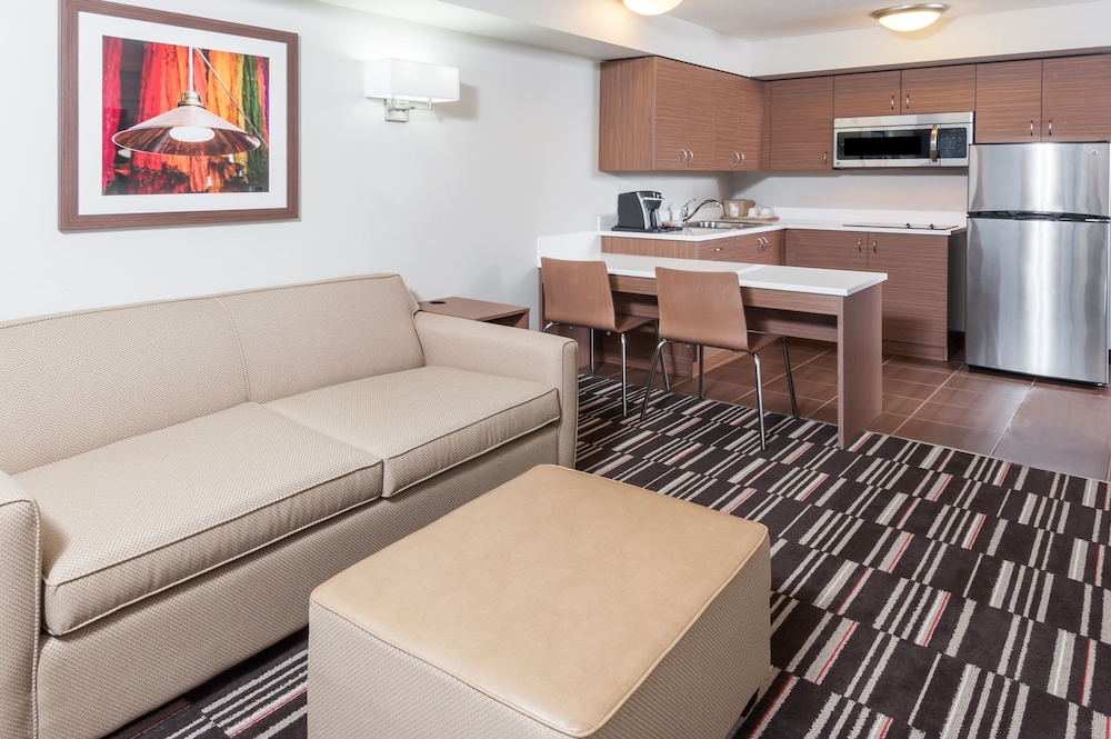 Microtel Inn Suites By Wyndham Kitimat 20/32