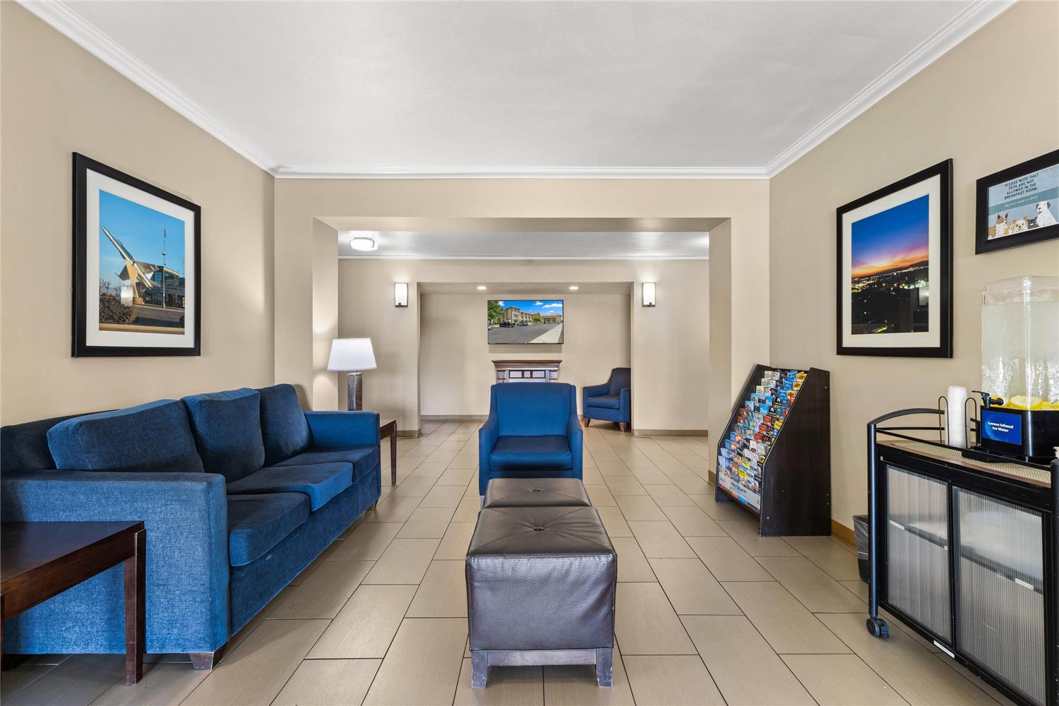 Comfort Inn & Suites Lancaster Antelope Valley 31/40