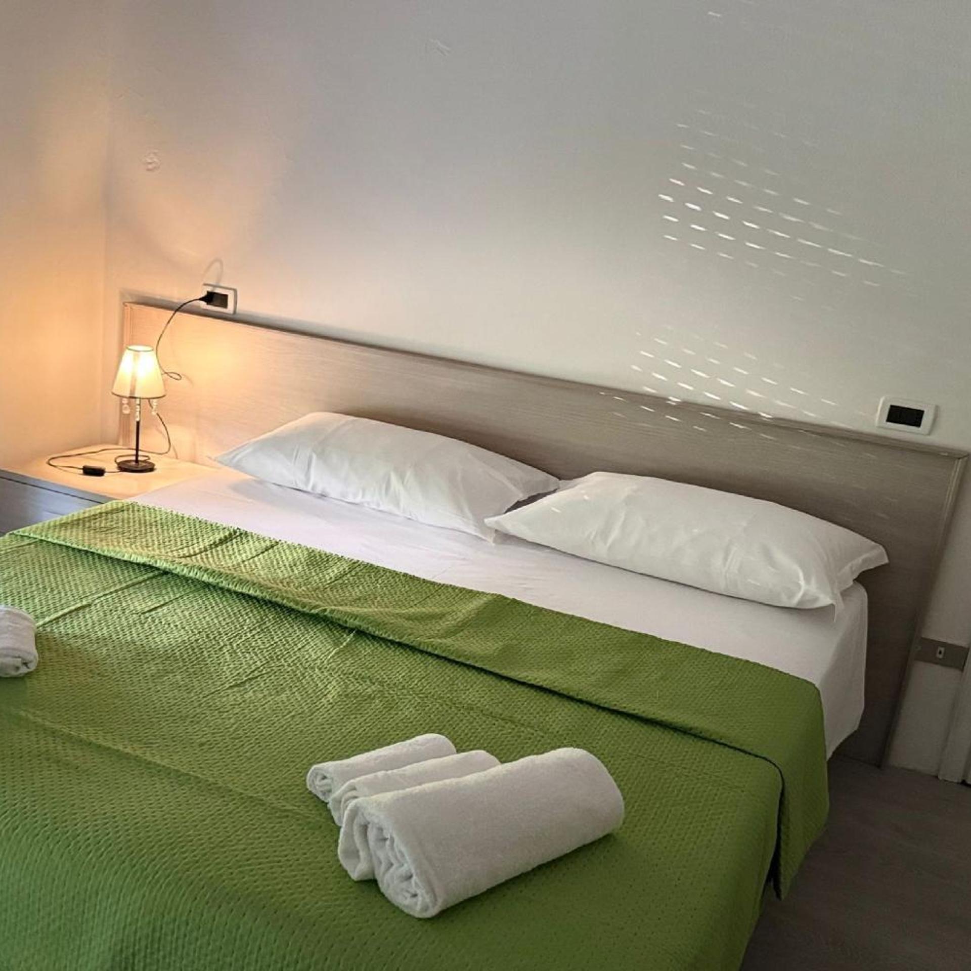 غرفة رباعية، Hotel Bologna 2/5