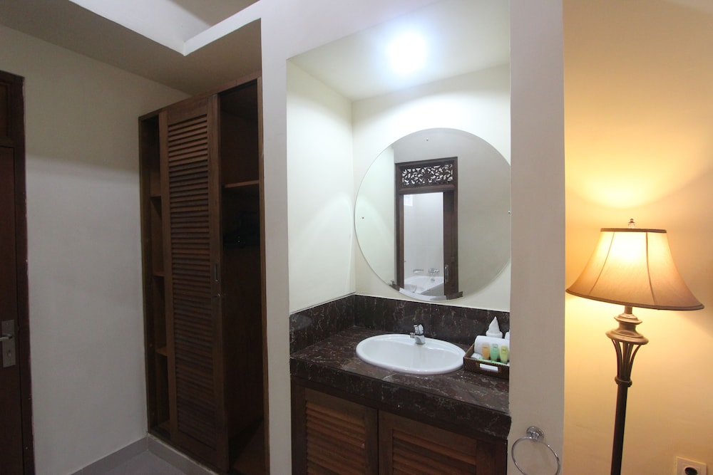 Ramayana Hotel Sanur 15/34