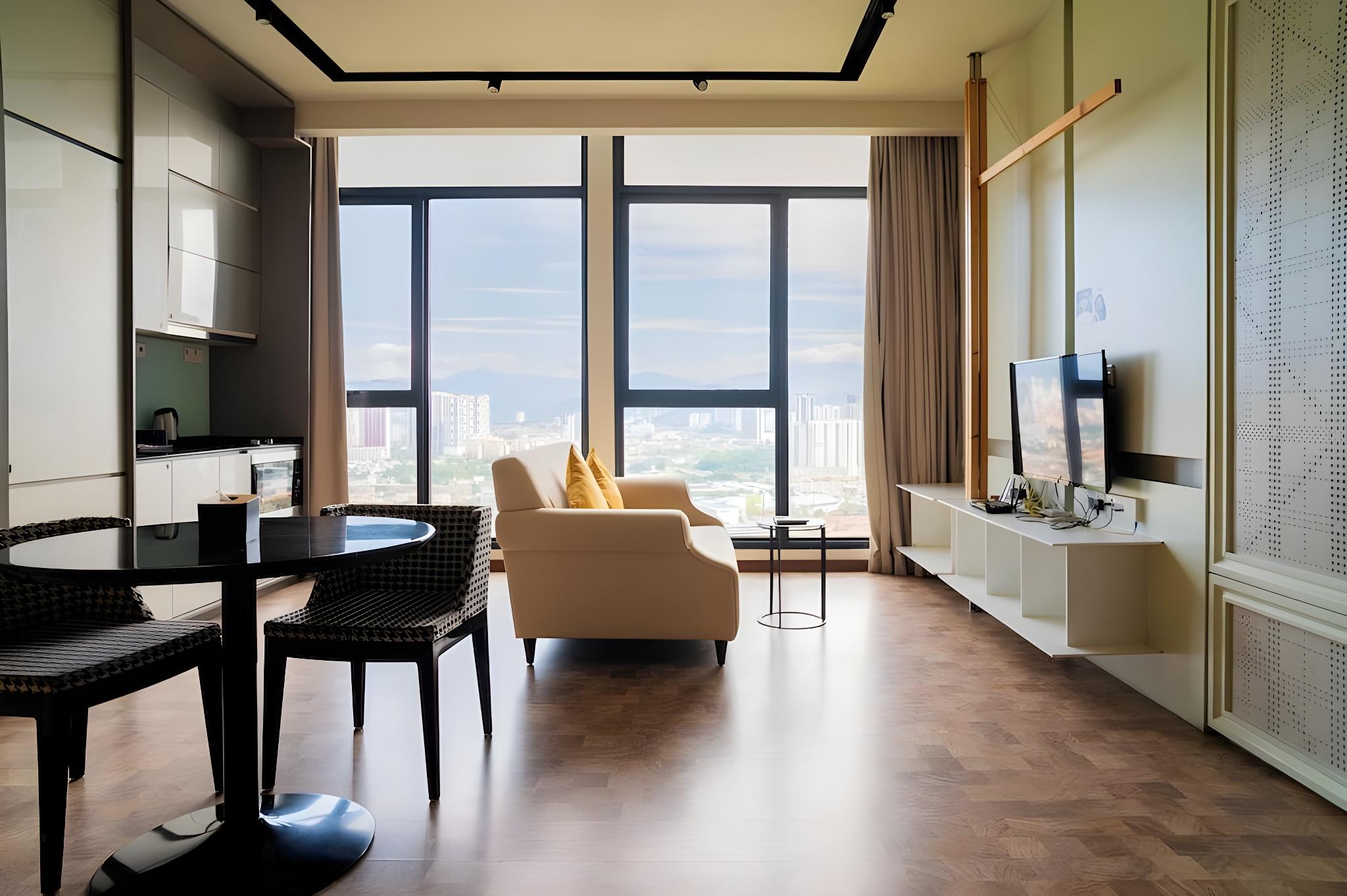 Expressionz Professional Suites by G Suites 33/50
