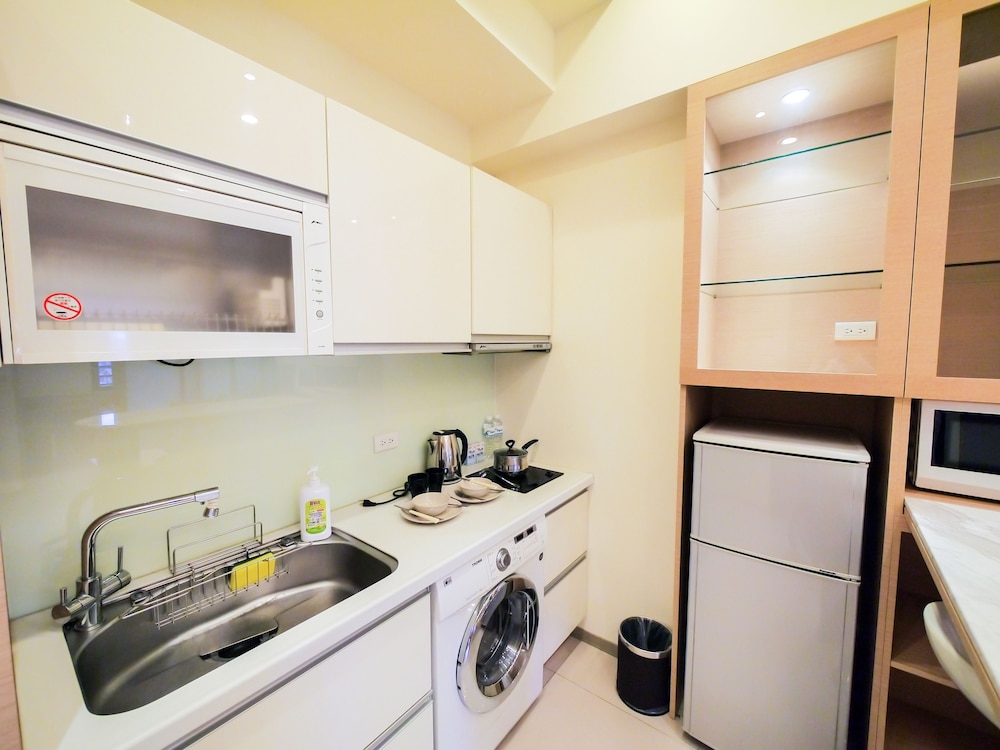 CH Service Apartment 45/48