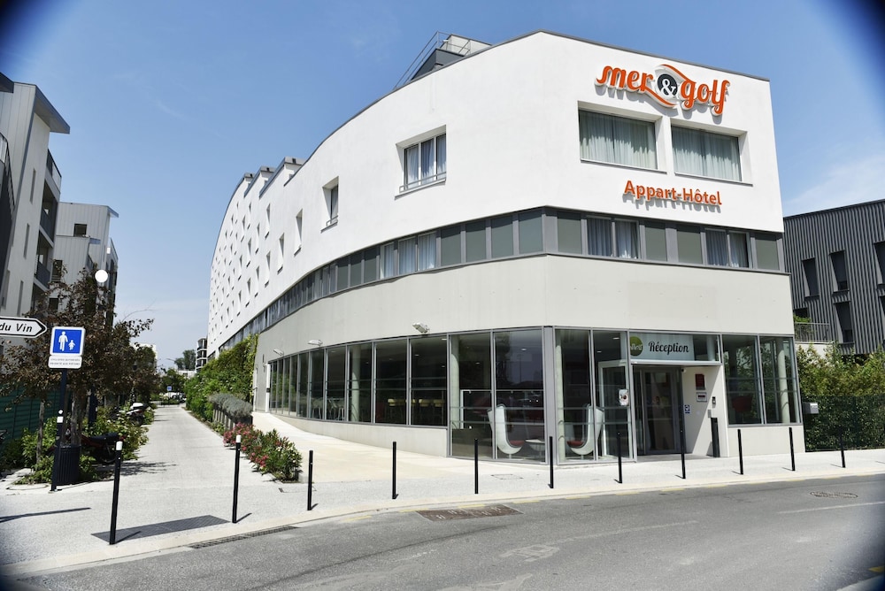 Appart-hotel Mer & Golf City Bordeaux Bassins A Flot in BORDEAUX