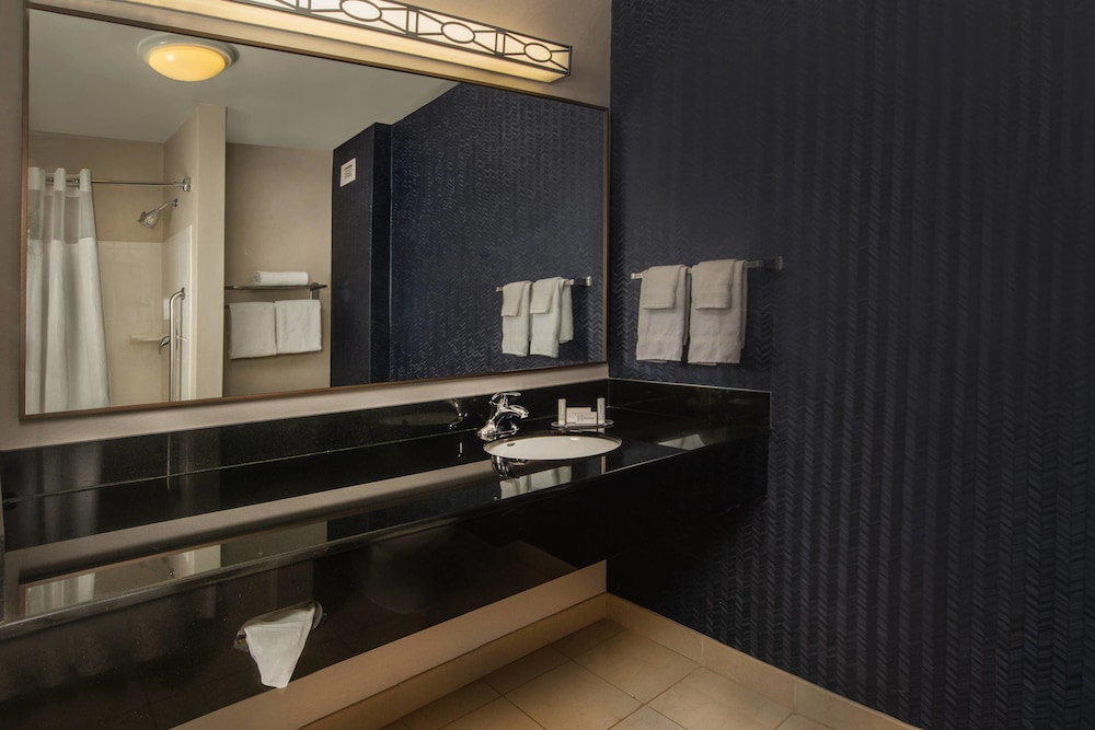 Fairfield Inn Suites Harrisonburg 11/26