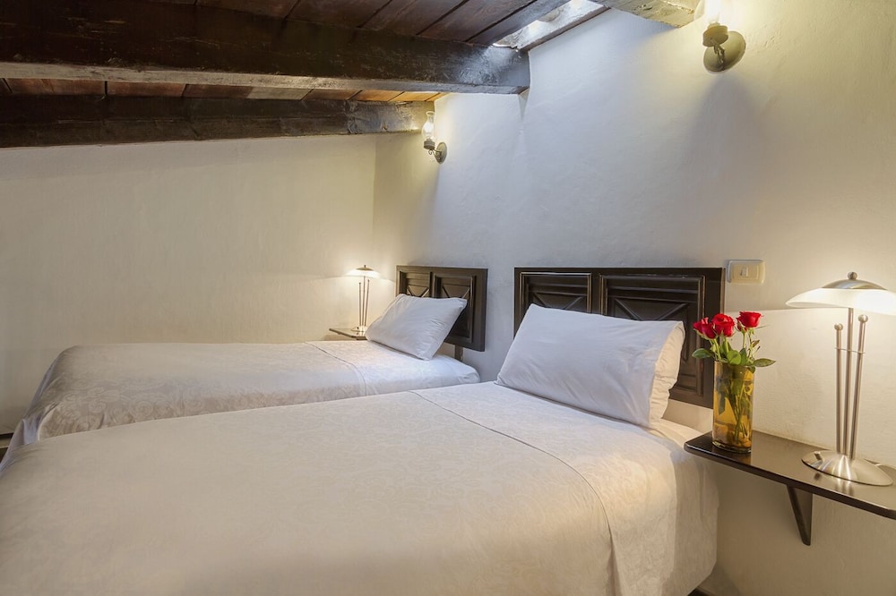 Hotel Casa Real Del Cafe 12/66