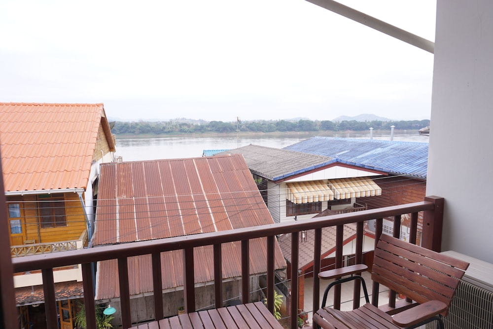Sri Chiangkhan Hotel 35/44