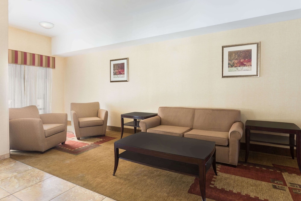 Days Inn by Wyndham Semmes/Mobile 13/20