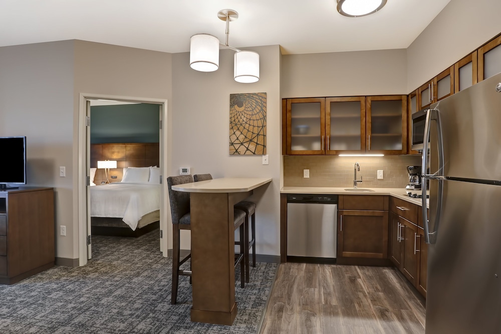 Staybridge Suites Overland Park - Kansas City S 59/69