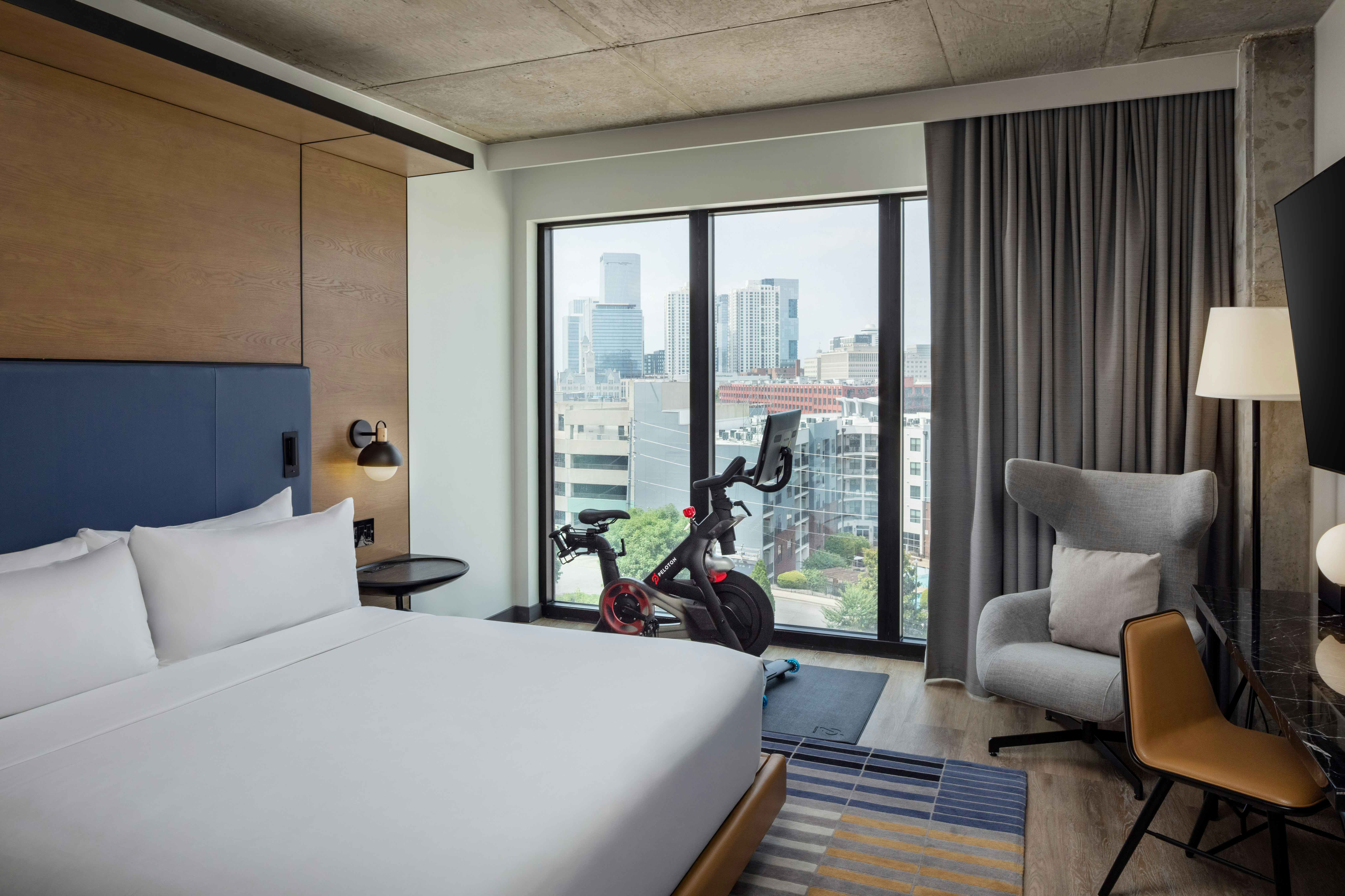ROOM, KING BED, PELOTON