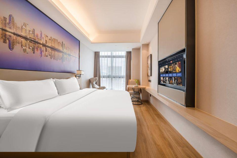 Superior, King Bed