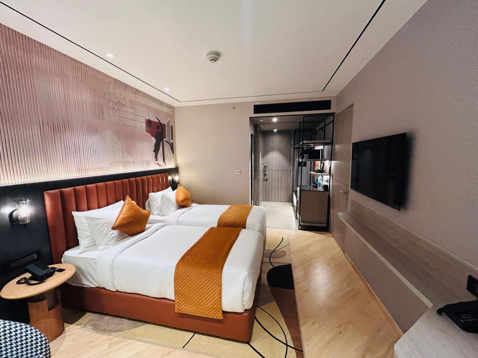 Ramada Encore by Wyndham Chandigarh Zirakpur 13/60