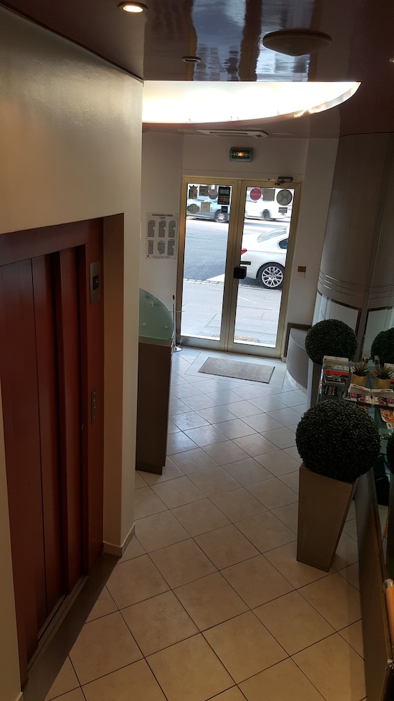Escurial Hotel 38/54