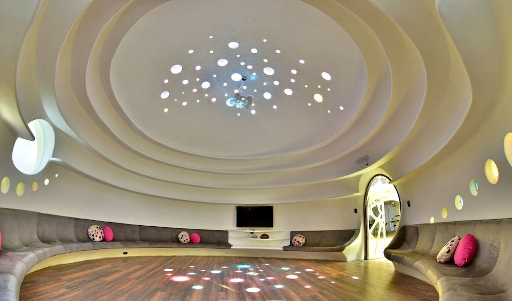 Wifala Harmony Hotel 3/50