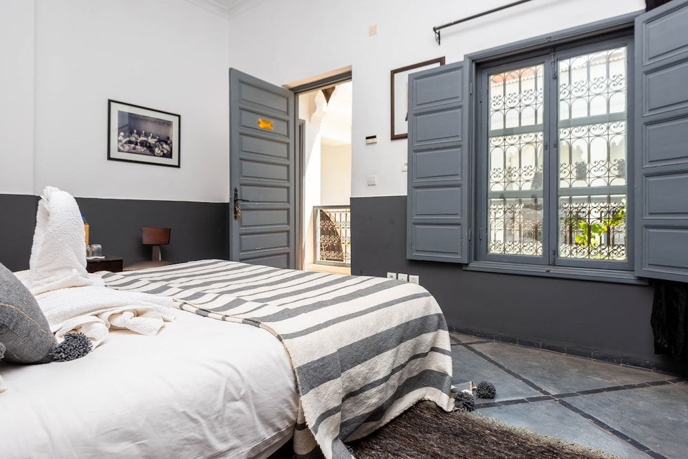 Riad 64 11/48