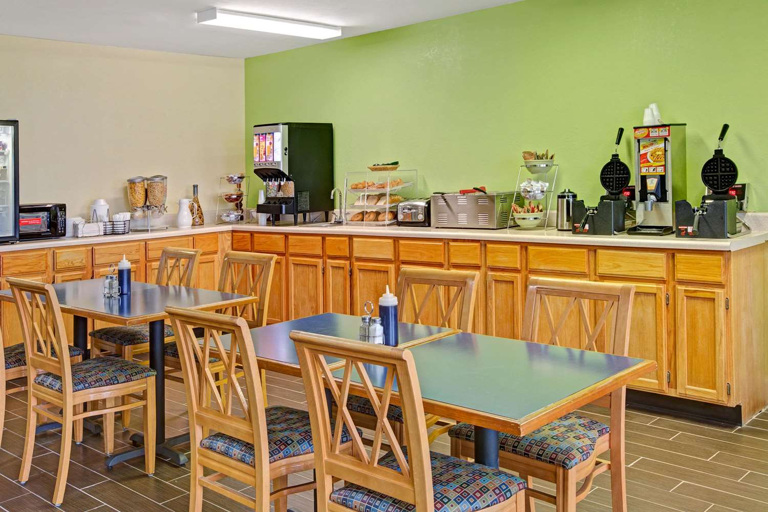 Microtel Inn & Suites by Wyndham Statesville 28/43