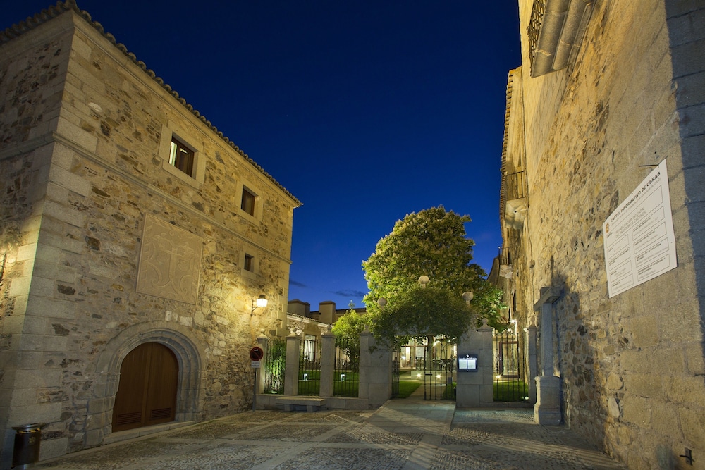 Parador De Caceres 54/63
