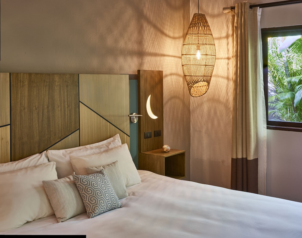 Cala Luna Boutique Hotel and Villas 25/86