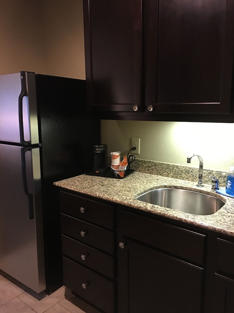 Comfort Inn Bentonville - Crystal Bridges 41/47