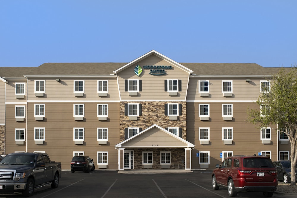 WoodSpring Suites Midland 26/32