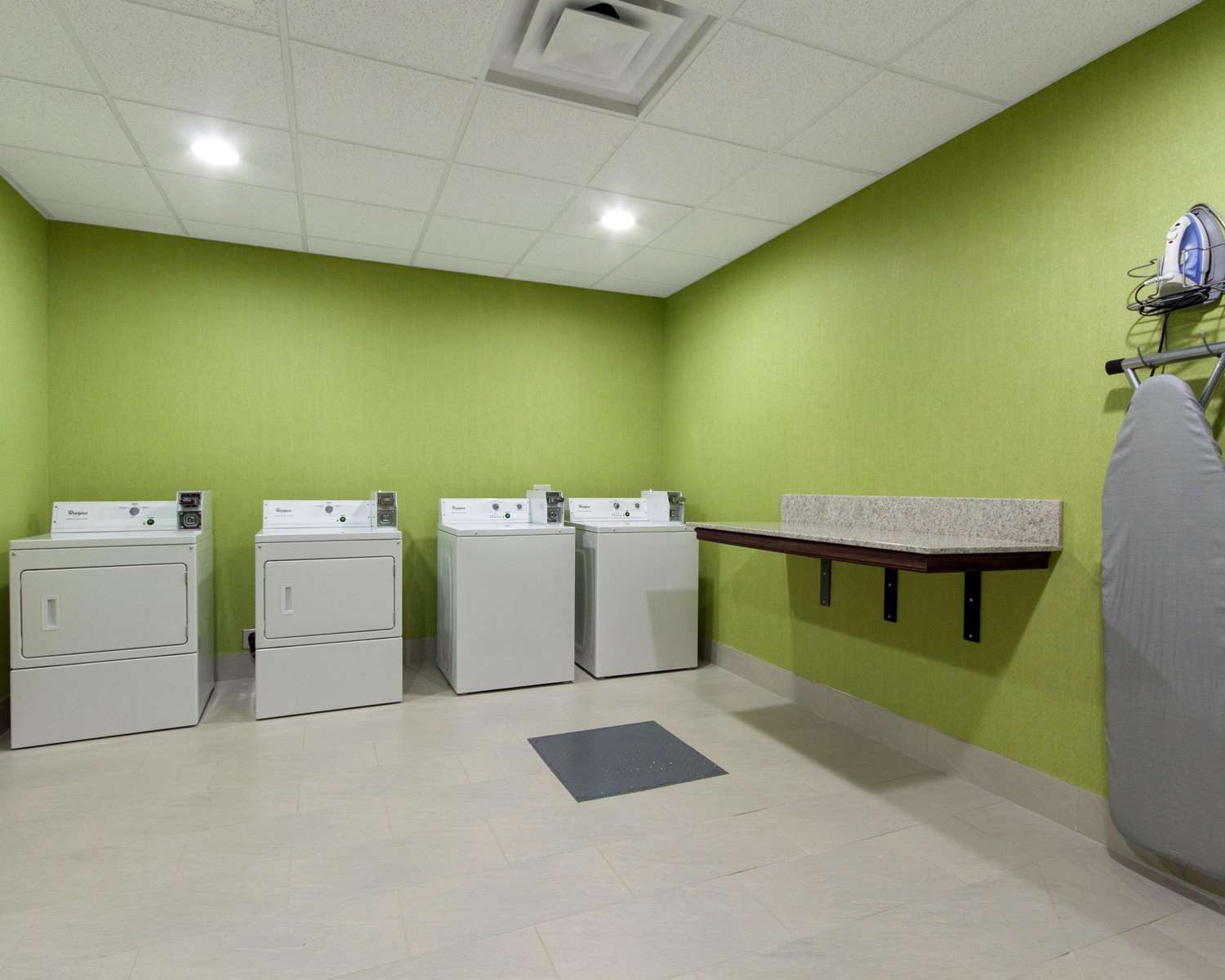 MainStay Suites Hobbs, NM 10/18