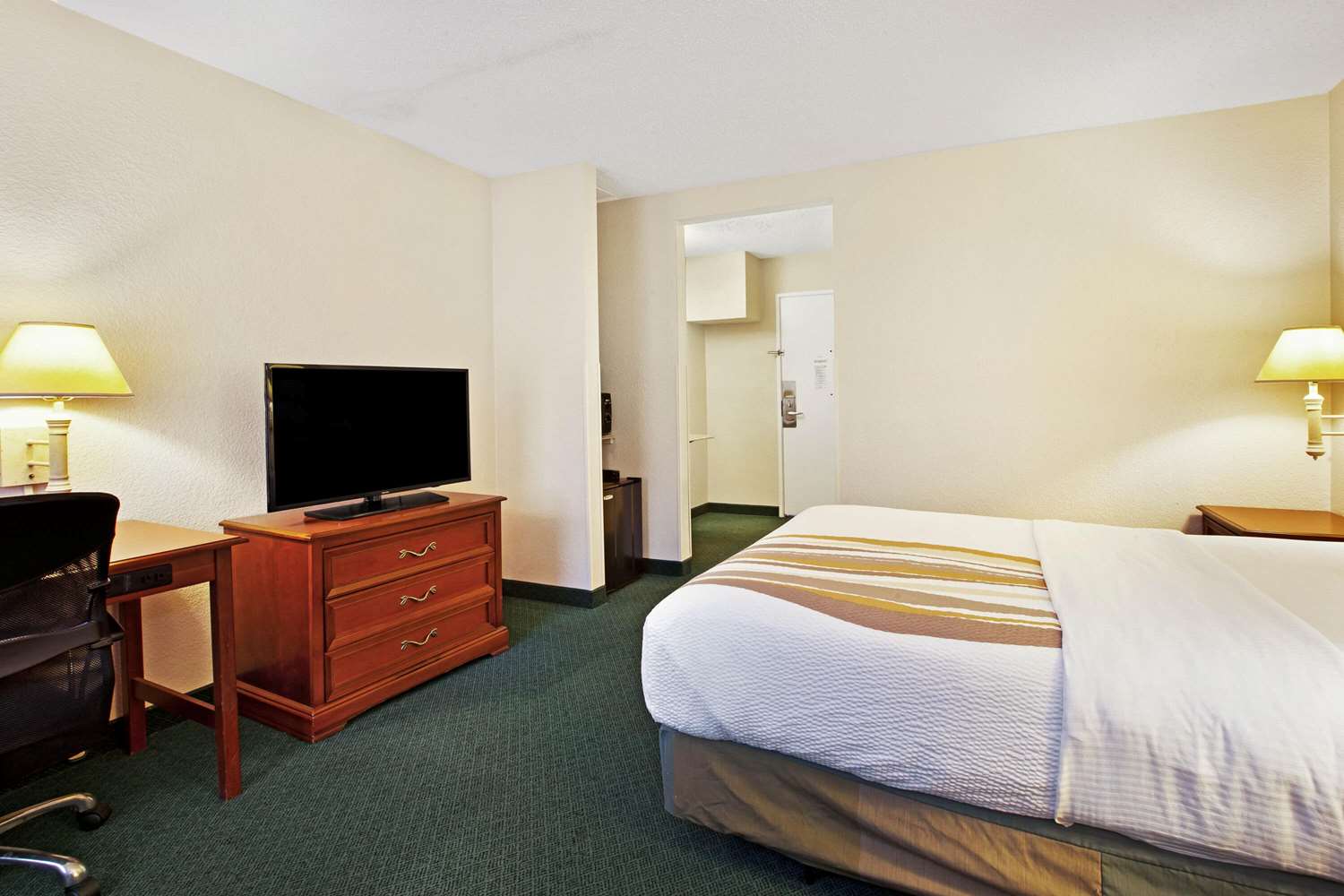 La Quinta Inn Detroit-Canton 12/29