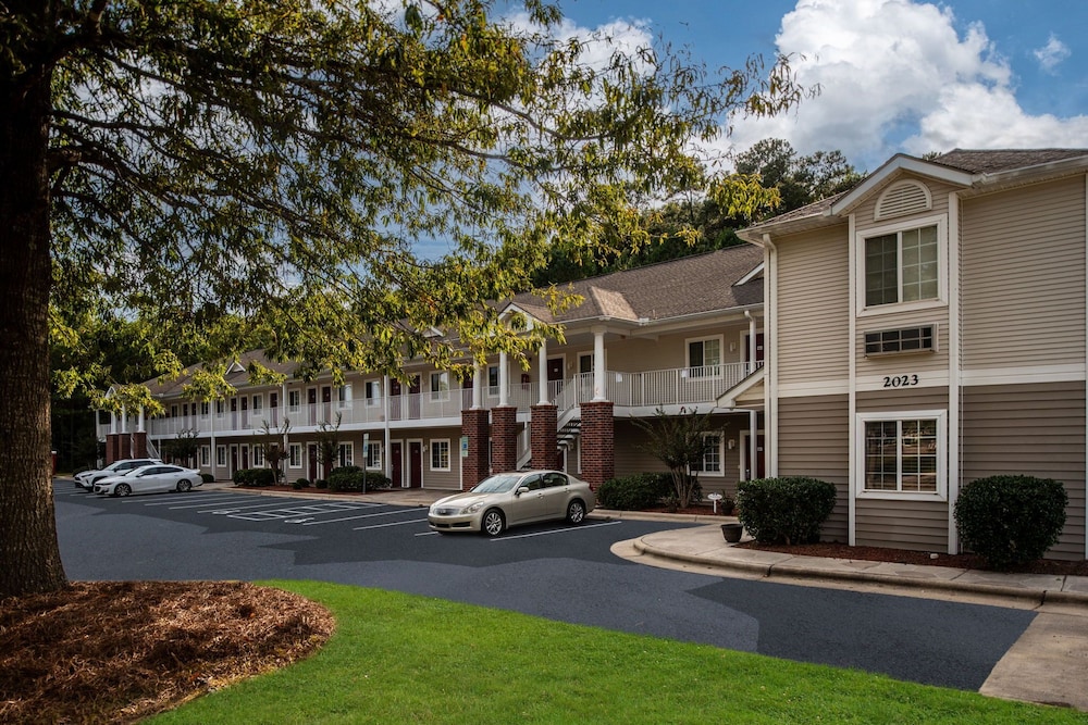 Affordable Suites Wilson 29/32