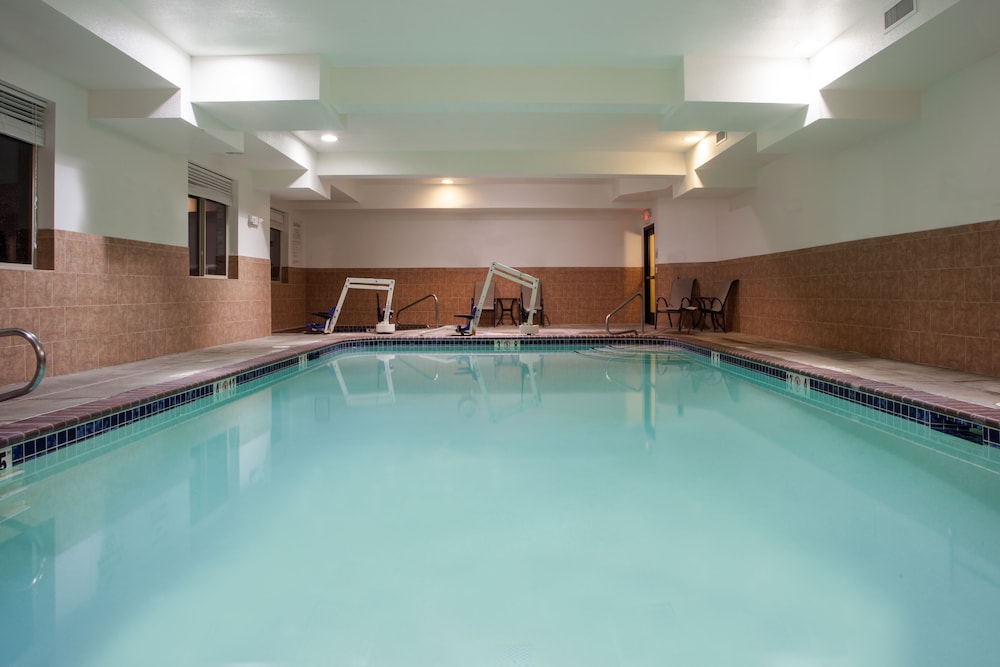 Holiday Inn Express Hotel And Suites Newport 19/76