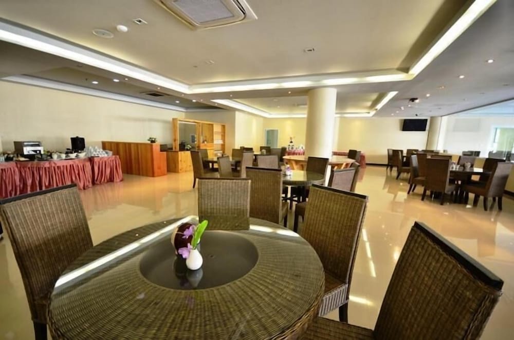 Piyaporn Pavilion Hotel 22/25