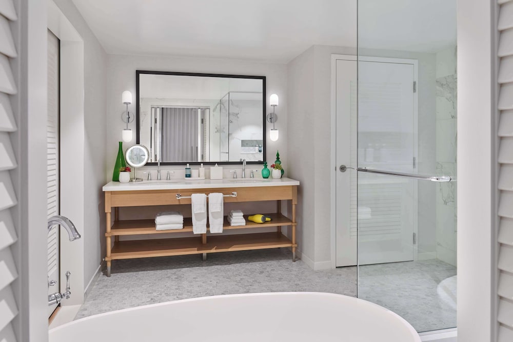 The Seabird Ocean Resort and Spa, Part of Destination Hotel by Hyatt 48/50