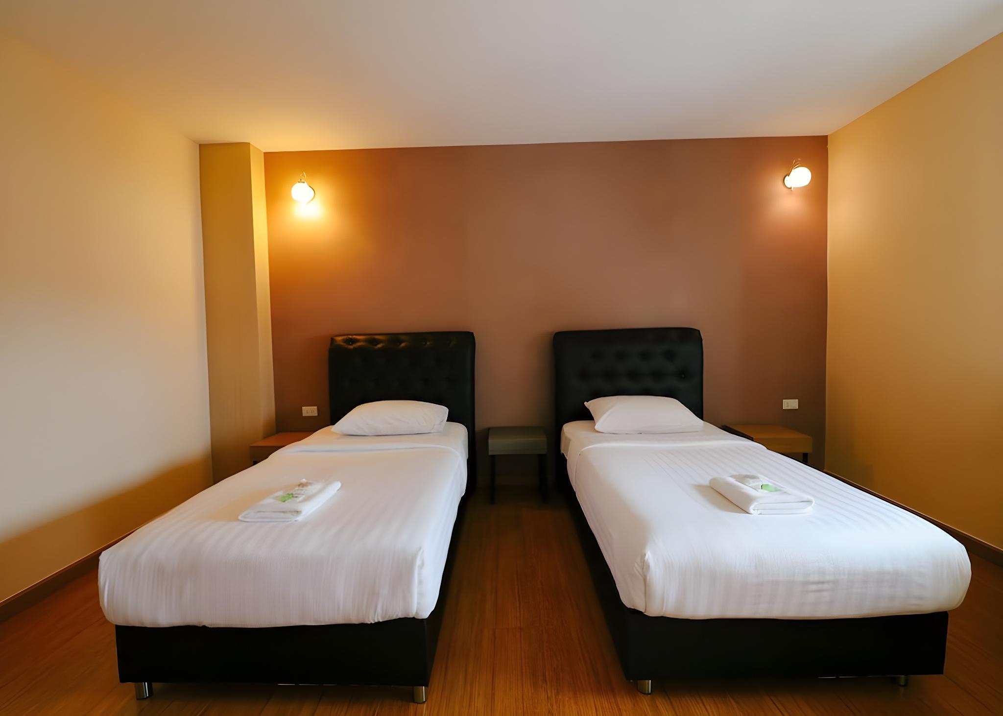 Senior, Double or Twin Bed
