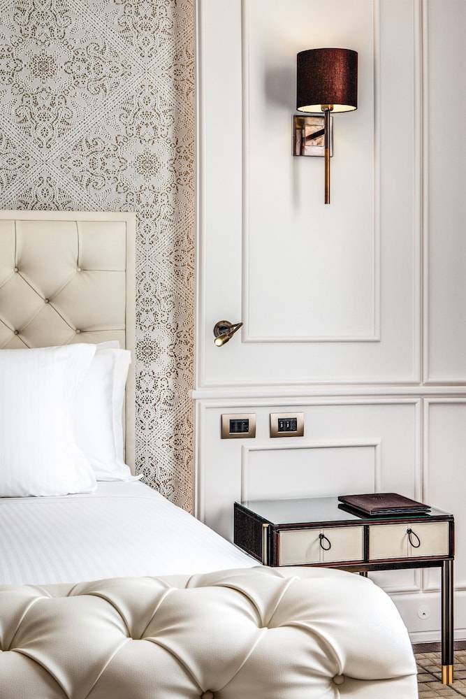 Splendide Royal Hotel 17/85