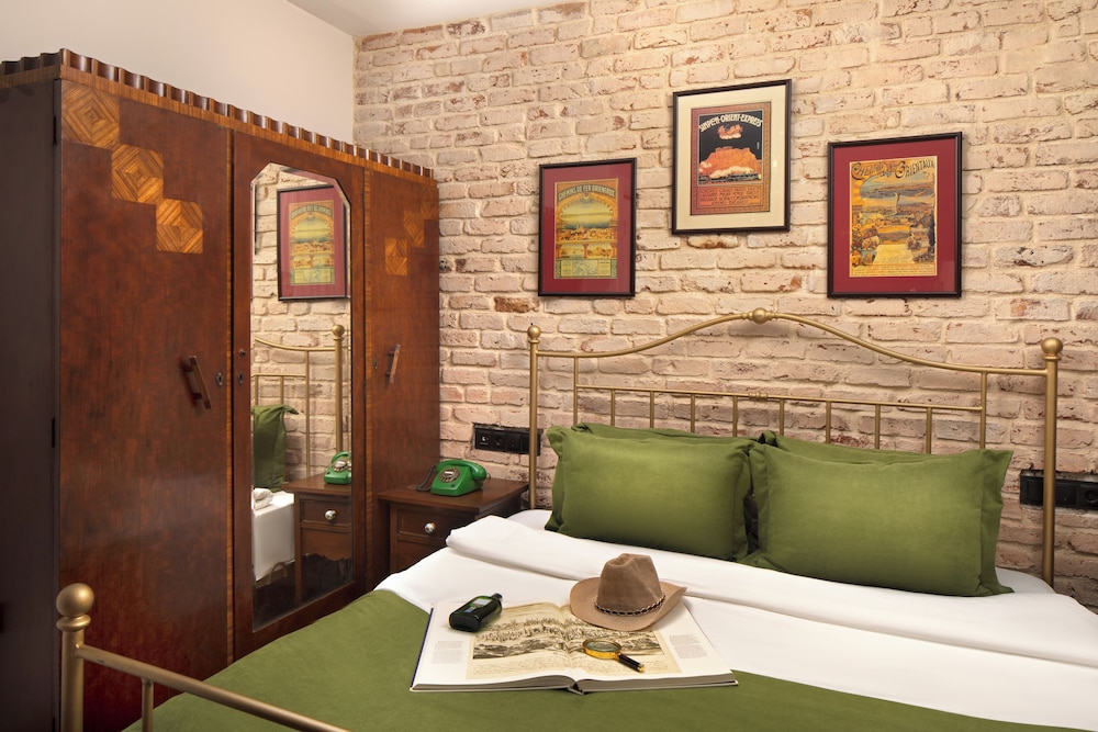 Hotel Des Arts Galata 38/50
