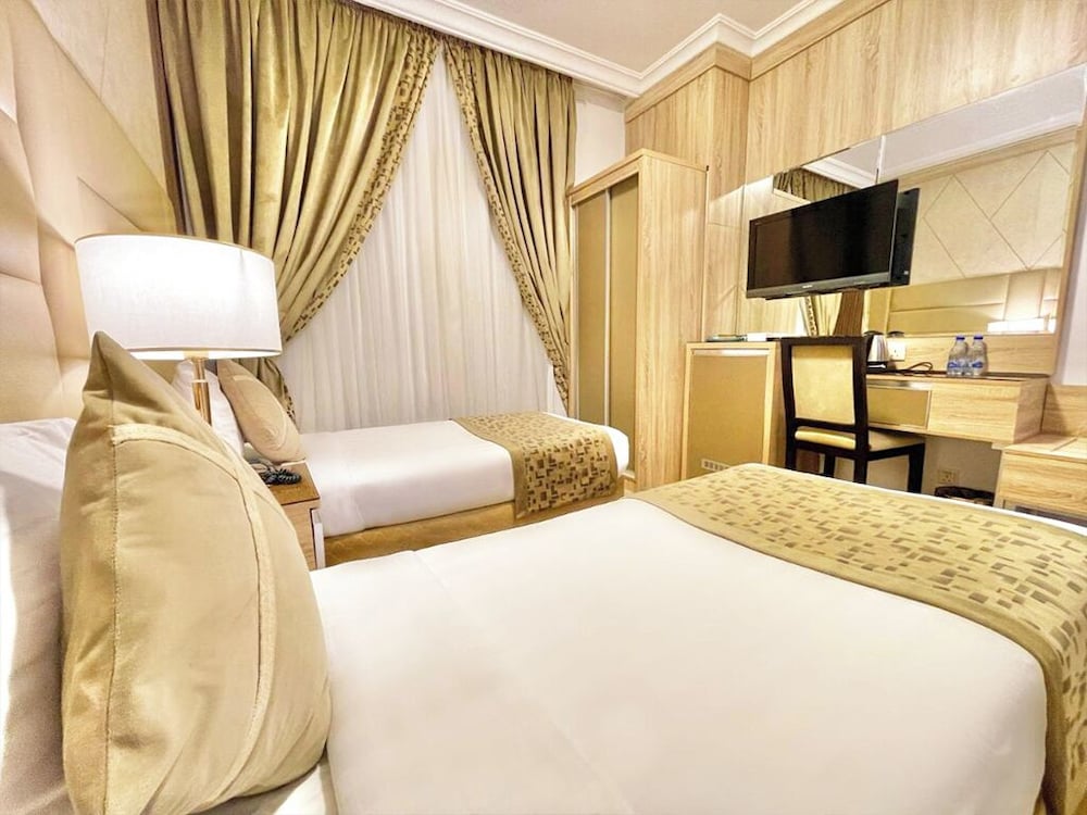 شركة المختارة العالمي للخدمات الفندقية شخص واحد(Al Mukhtara International Hotel) 40/47