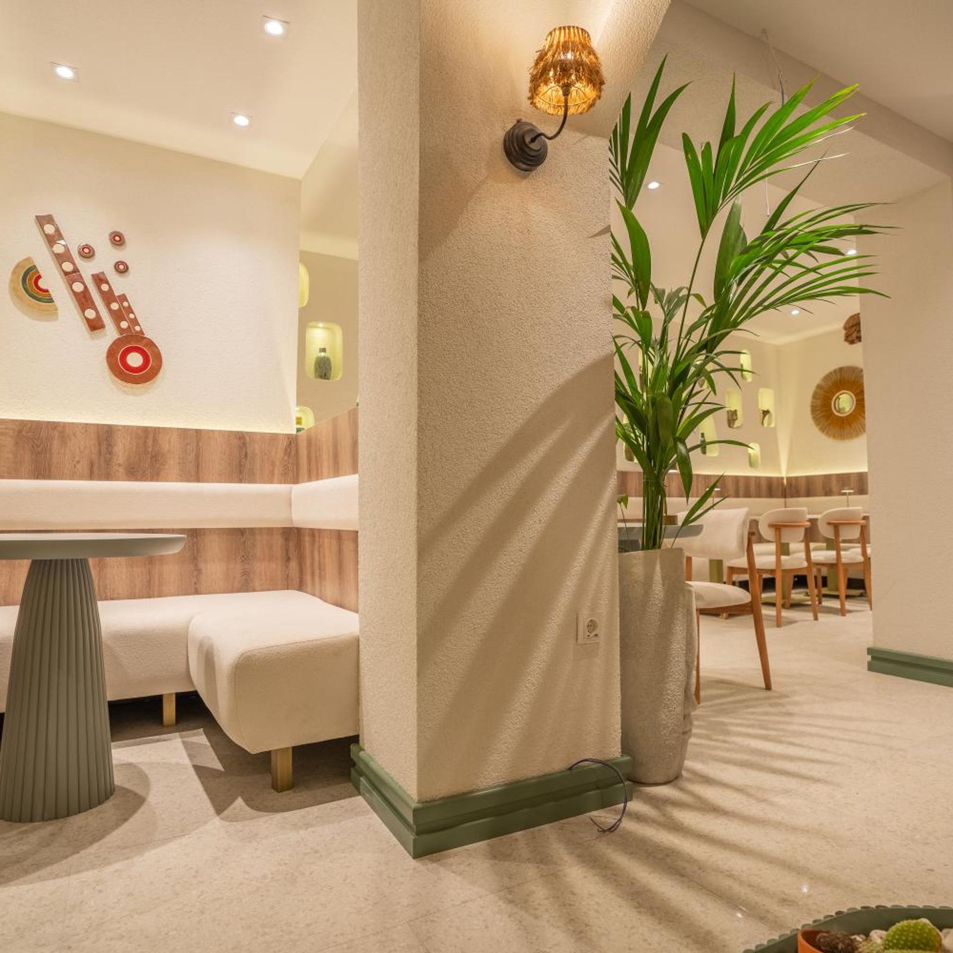Dark Station Boutique Hotel 3/23