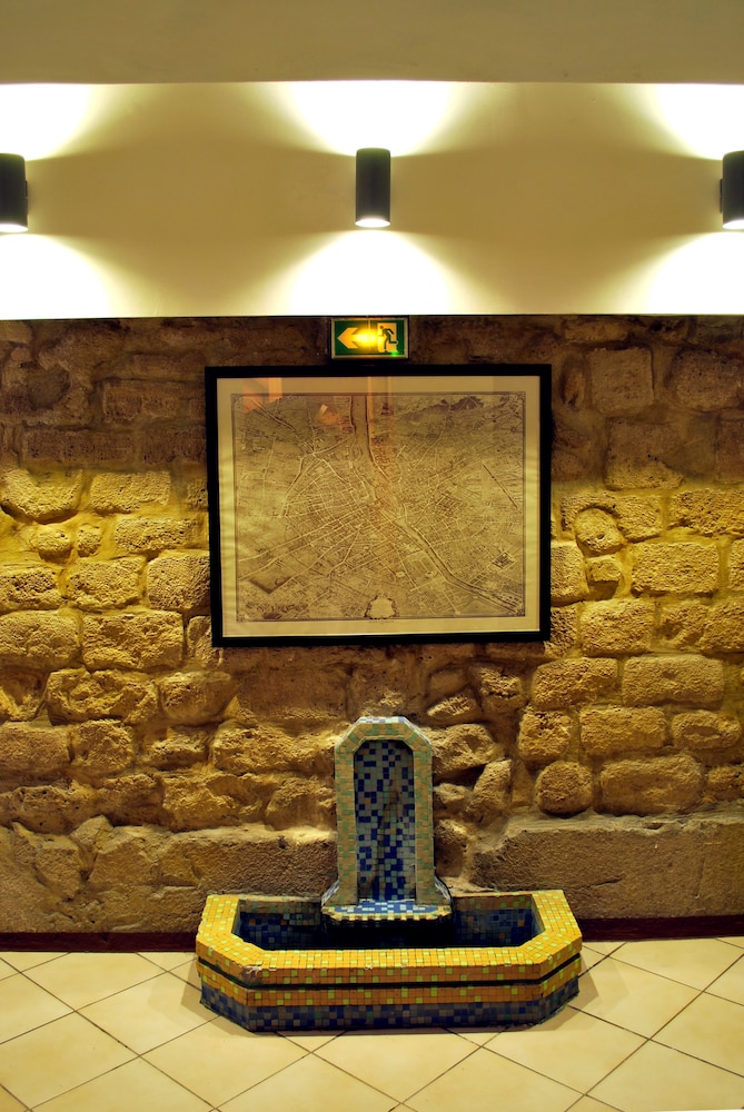 HOTEL DE LA HERSE D'OR 41/67