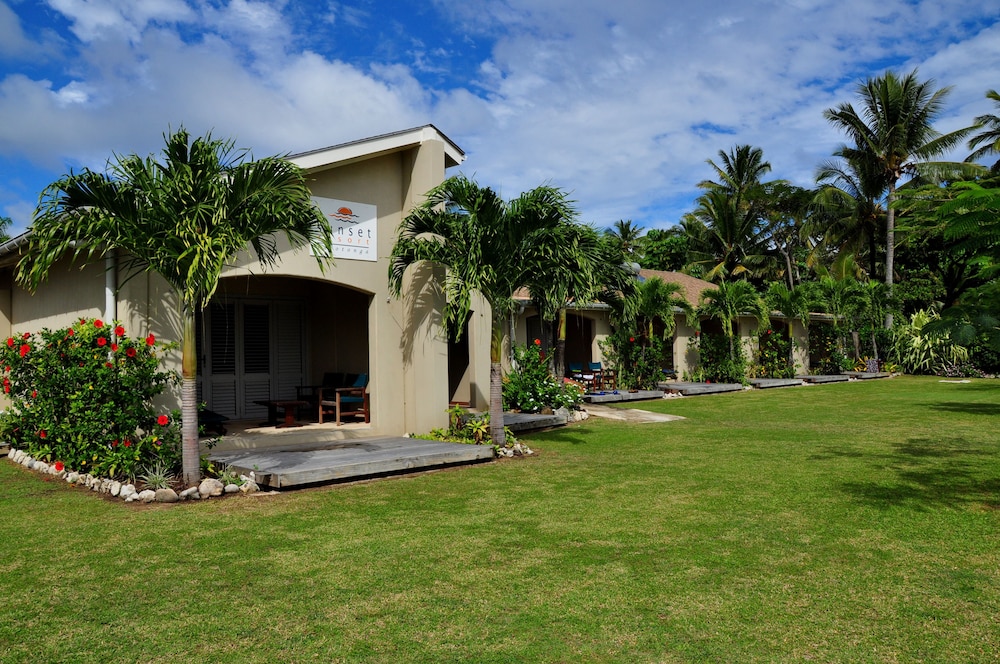 Sunset Resort 35/50