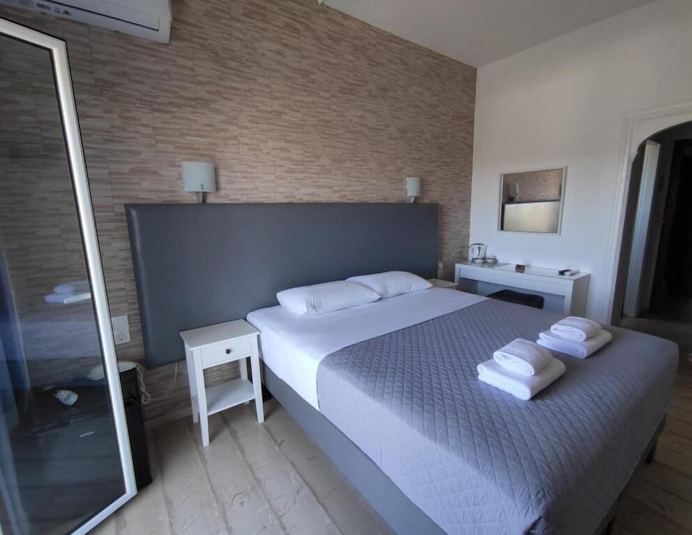 Tina Hotel 13/44