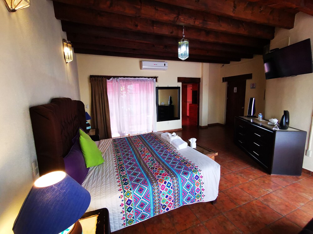 Hotel Chocolate Suites 14/50