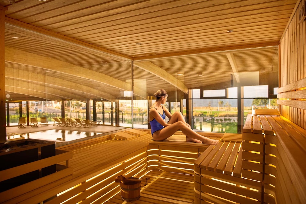 THALASSO CONCARNEAU SPA MARIN RESORT 32/71