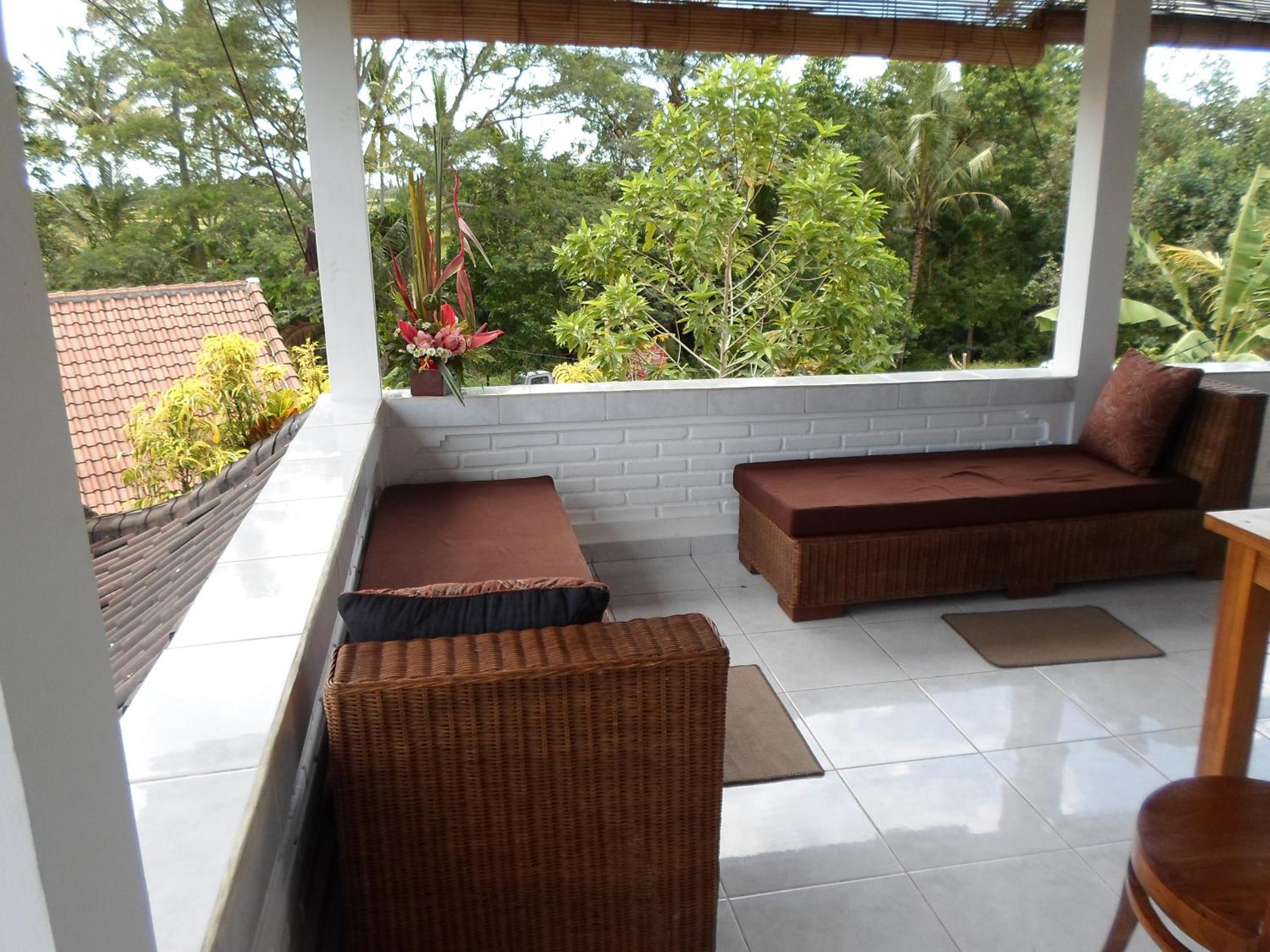 Lily Lane Villas 35/50